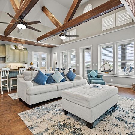 Luxury Waterfront Home Family And Pet Friendly Near Surfside Beach 11 Mins Freeport Eksteriør billede