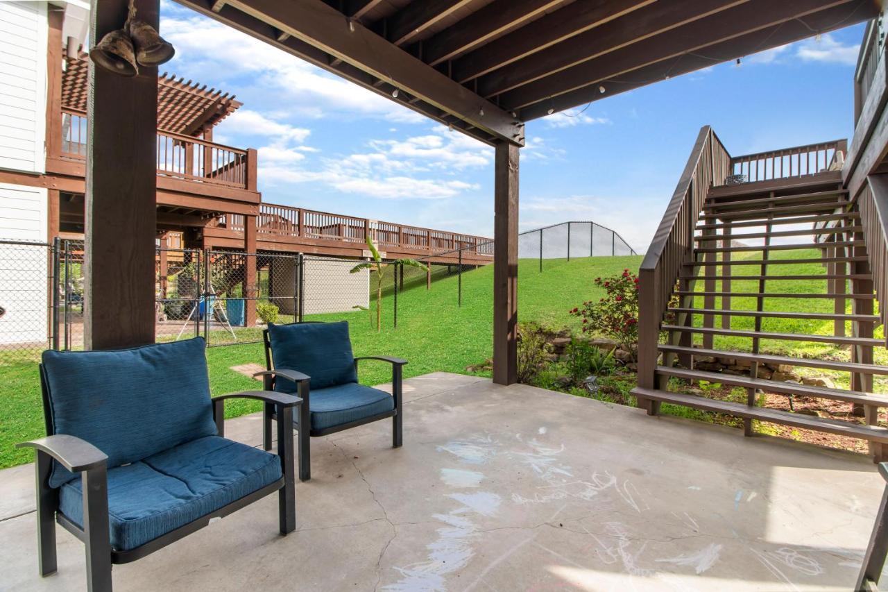 Luxury Waterfront Home Family And Pet Friendly Near Surfside Beach 11 Mins Freeport Eksteriør billede