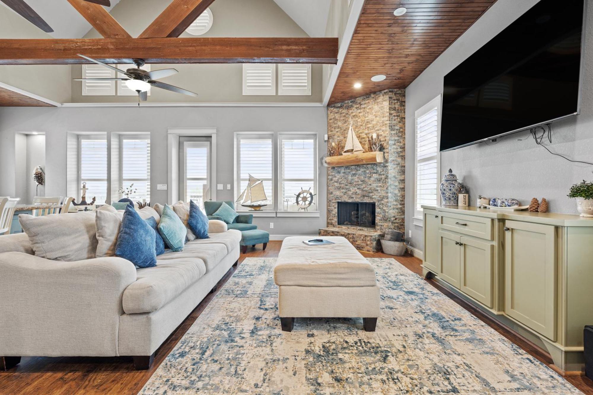Luxury Waterfront Home Family And Pet Friendly Near Surfside Beach 11 Mins Freeport Eksteriør billede