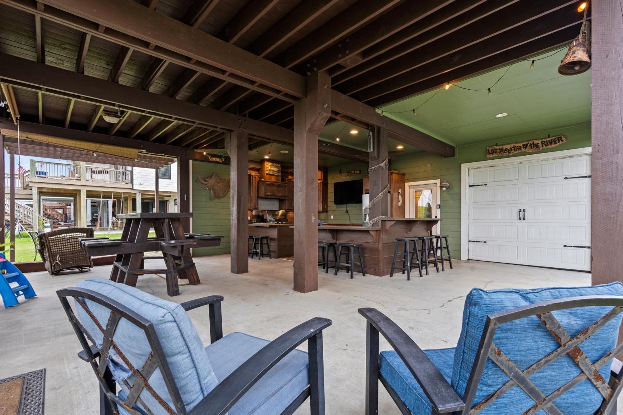 Luxury Waterfront Home Family And Pet Friendly Near Surfside Beach 11 Mins Freeport Eksteriør billede